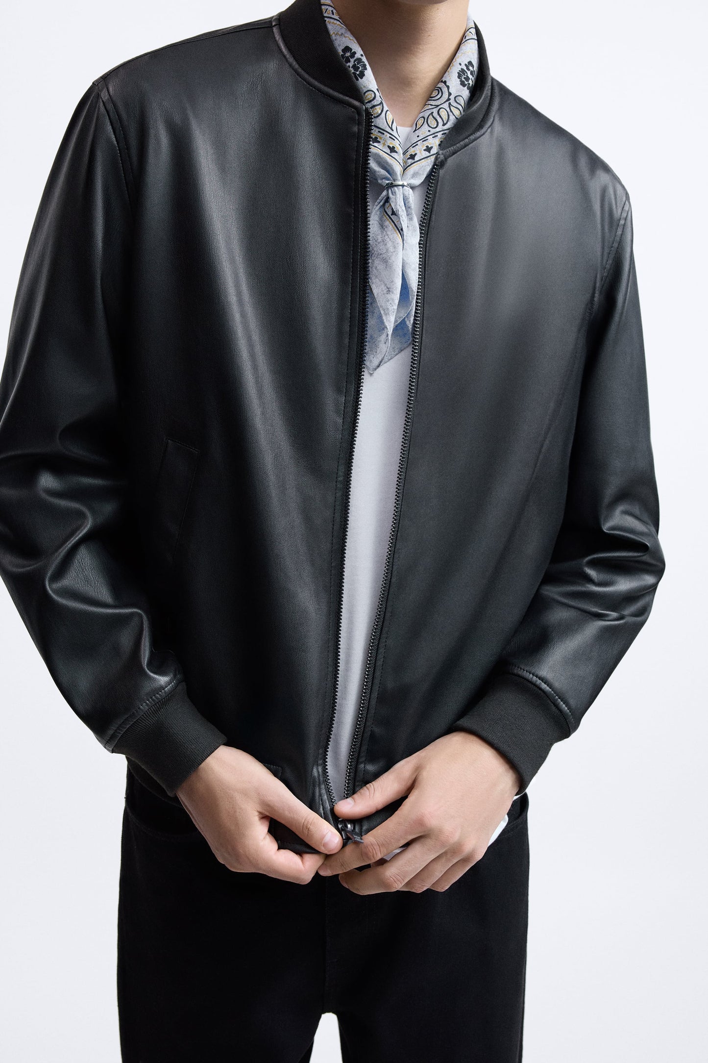 FAUX LEATHER BOMBER BLACK