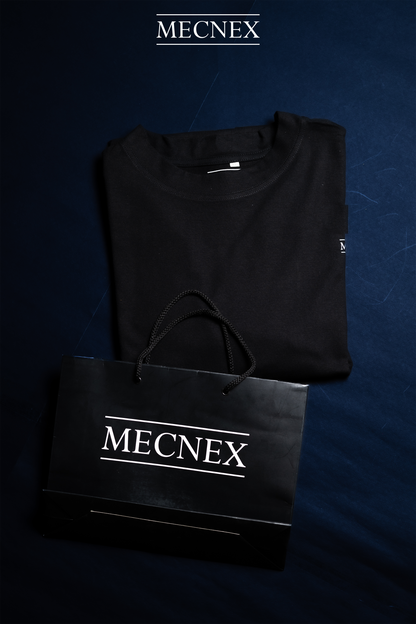 SOLID BLACK OVERSIZED T-SHIRT