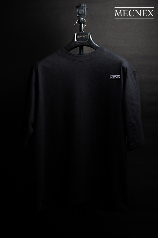 SOLID BLACK OVERSIZED T-SHIRT